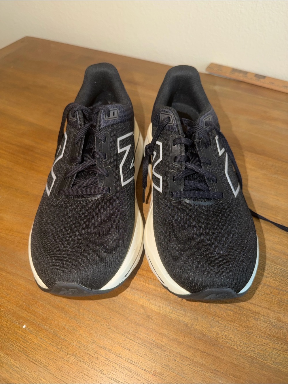 New Balance Men’s Black Athletic Shoes with White Midsole